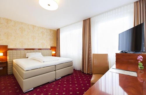 Langenfeld Bed & Breakfast | Hotel am Berliner Platz