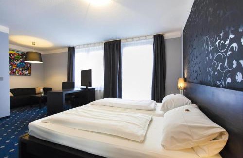 Langenfeld Bed & Breakfast | Hotel am Berliner Platz