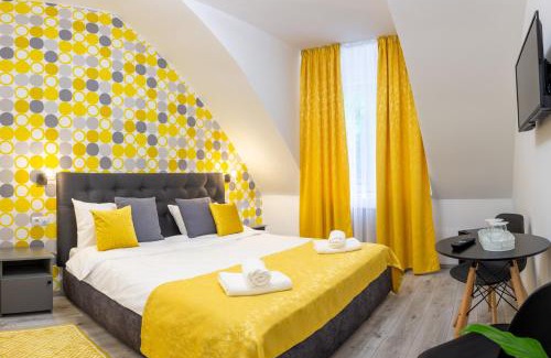 Medias House | Hotel Amel Rooms