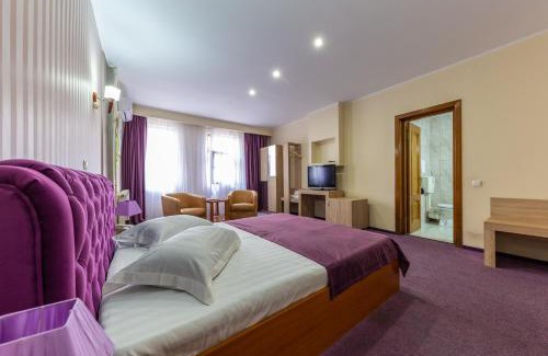Sector 2 Hotel | Hotel Amphitryon