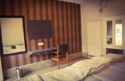 Gwalior Hotel | Hotel Anand Palace