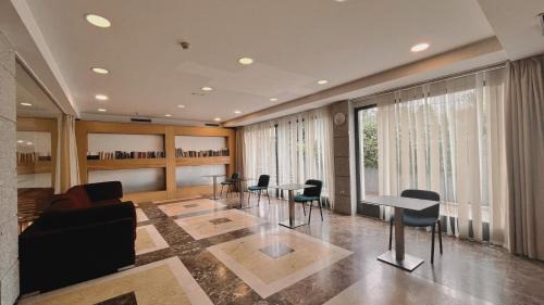 Las Rozas de Madrid Apartment | Hotel-Apartamentos Tartesos