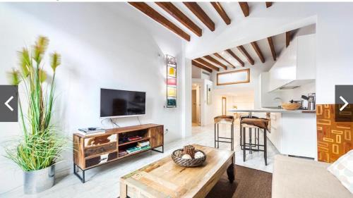 La Llotja-Born Apartment | Hotel-Apartment Modern Studio