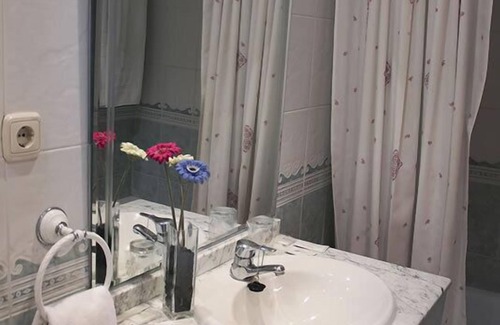 Fuensanta Hotel | Hotel Asador Albenzaire