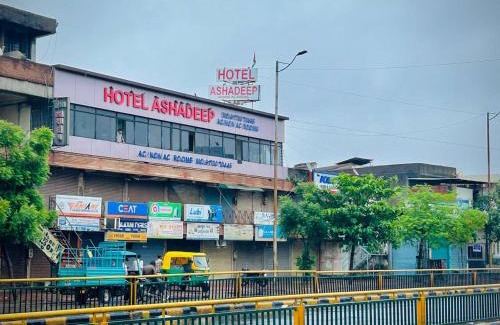 Ahmedabad House | Hotel Ashadeep palace