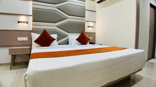 Ahmedabad Hotel | Hotel Ashray Inn Express