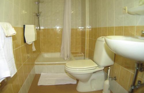 Tailles Hotel | Hotel Aux Massotais