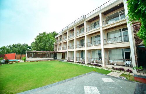 Varanasi Hotel | Hotel Aviral Ganga