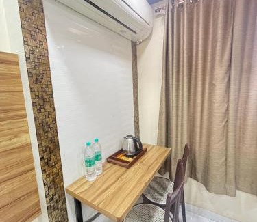Nathdwara Hotel | Hotel Bansuri I opposite shreenathji temple 80mtr away 966o9o1oo6