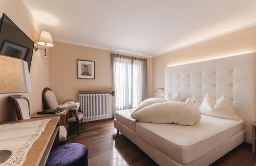 Collalbo Hotel | Hotel Bemelmans-Post