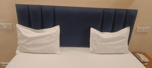 Allahabad Hotel | Hotel Bharat Inn