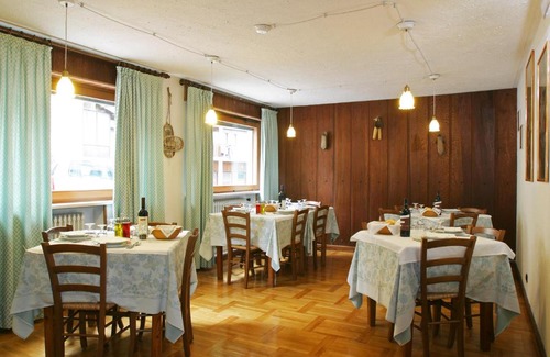 Sauze d'Oulx Hotel | Hotel Biancaneve
