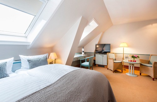 Hasseldieksdamm Hotel | Hotel Birke - Appartments Waldesruh
