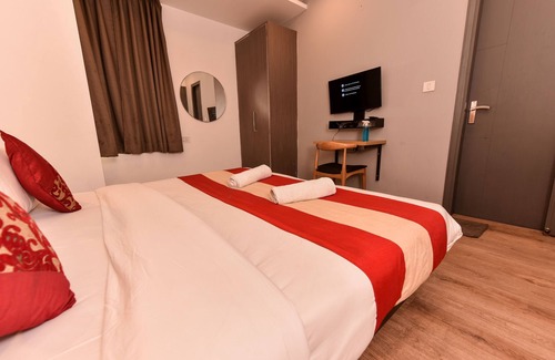 Rohini Hotel | Hotel Blue Saffron