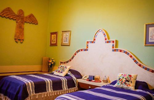 Zona Paseo Montejo Hotel | Hotel Boutique Casa San Angel