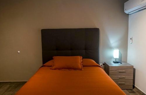 Leon House | Hotel Bugambilias