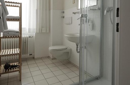 Bad Wilhelmshoehe House | Hotel Burgfeld