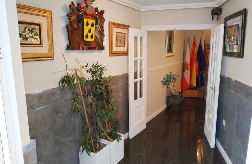 San Vicente de la Barquera Hotel | Hotel Canton