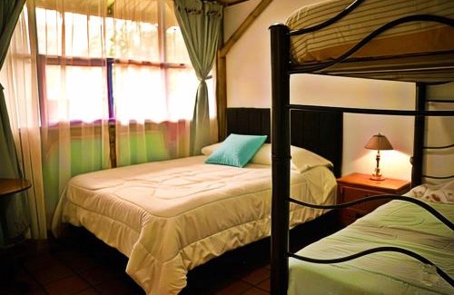 Macheta House | Hotel Campestre Rocas Del Paraíso
