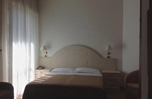 Marebello Hotel | Hotel Carlton Beach