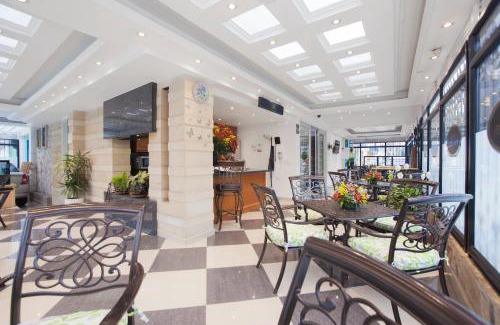 Quinta Paredes Hotel | Hotel Casa Mahanaim Colferias, Bogotá