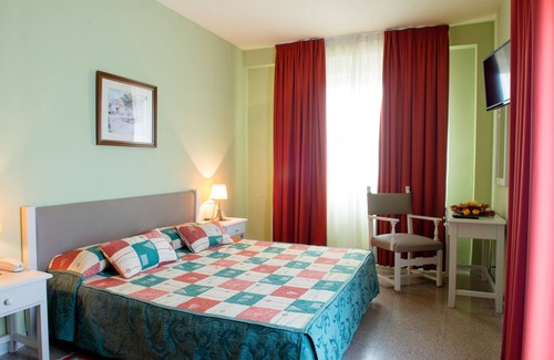 Empuriabrava Hotel | Hotel Castell Blanc