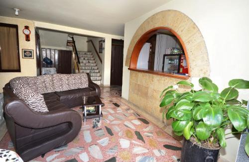 Cartago Hotel | Hotel Castillo Real