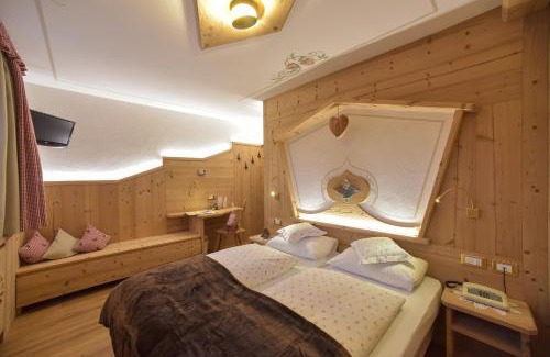Livinallongo del Col di Lana Hotel | Hotel Cesa Padon