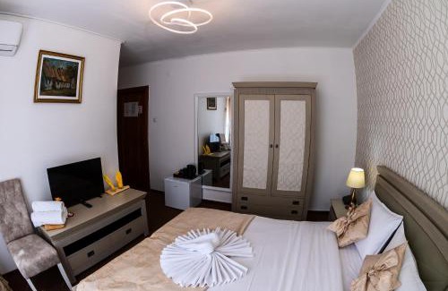 Bistrita Hotel | HOTEL CORA Bistrita