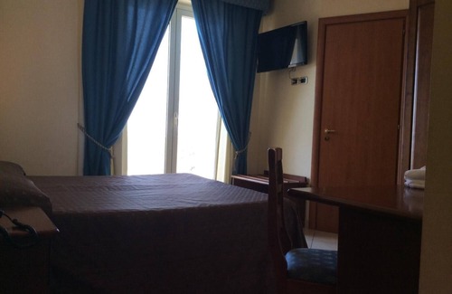 Gizzeria Hotel | Hotel Cridda