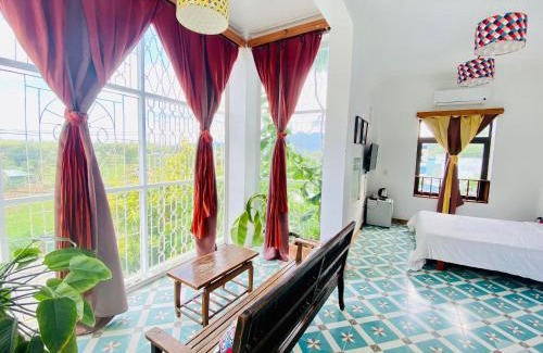 Con Son Hotel | Hotel De Condor