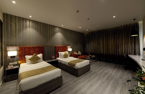 Auli Hotel | Hotel Deep Clarks Inn Lucknow