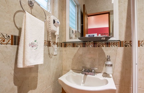 Calzada Madero Hotel | Hotel del Marquesado