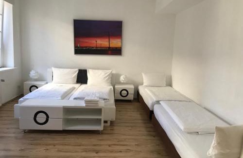 Dusseldorf Old Town Apartment | Hotel Design Apart