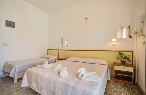 Torre Pedrera Hotel | Hotel Diamante