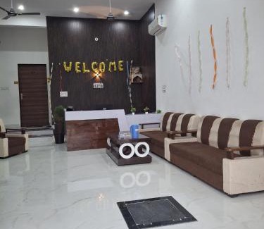Khattalwada House | Hotel Diamond Place