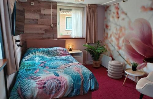Municipality of Terschelling Hotel | Hotel Dichtbijzee