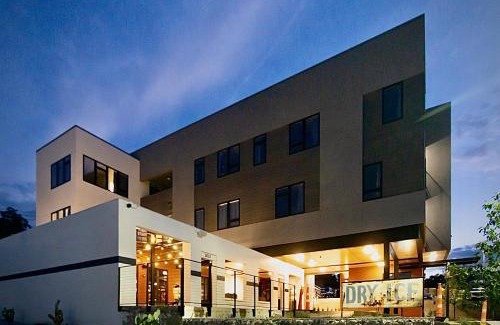 Arlington Heights Hotel | Hotel Dryce