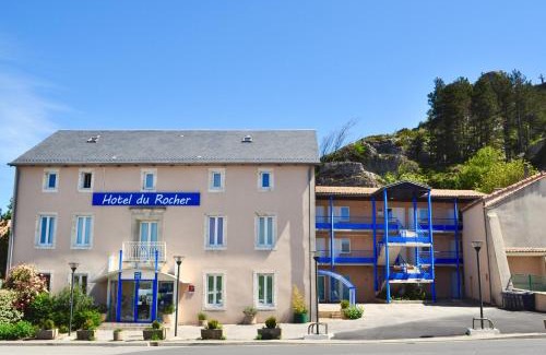 Le Caylar Hotel | Hotel Du Rocher