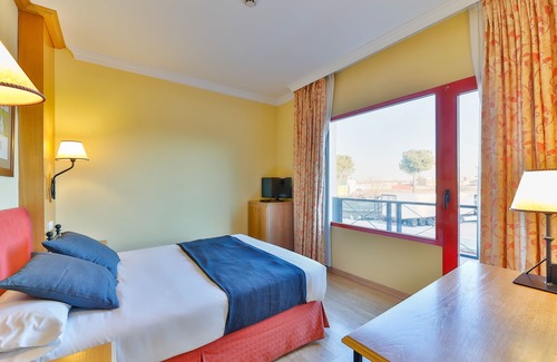 Manzanares Hotel | Hotel El Cruce