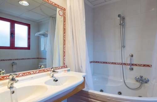 Manzanares Hotel | Hotel El Cruce