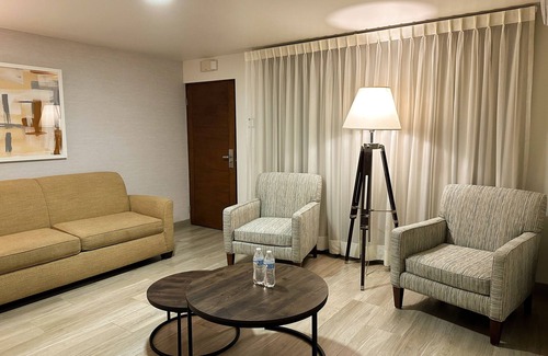 Tecate Hotel | Hotel El Dorado