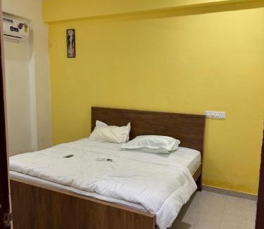 Serilingampally House | Hotel Elite Enclave