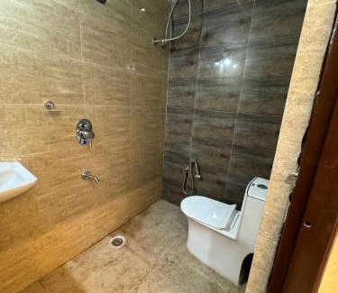 Serilingampally House | Hotel Elite Enclave