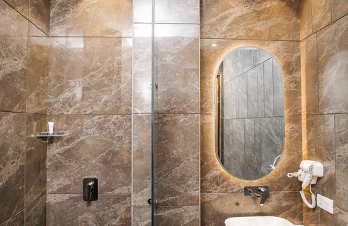 Amritsar Hotel | HOTEL EUPHORIA GREEN