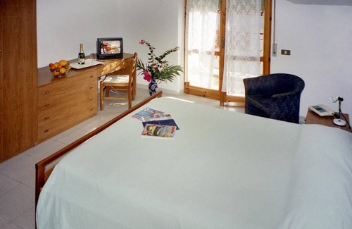 Marina di Casal Velino Hotel | Hotel Europa