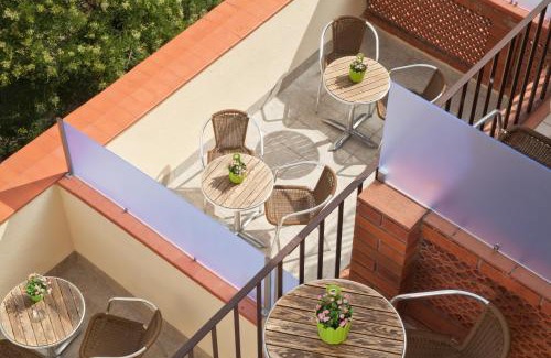 El Baix Guinardo Hotel | Hotel Everest
