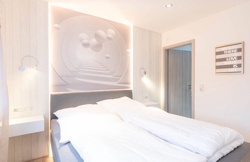 Leverkusen House | Hotel/exhibition room master OASE Leverkusen