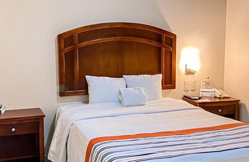 Juchitan de Zaragoza Hotel | Hotel Express Inn Juchitan