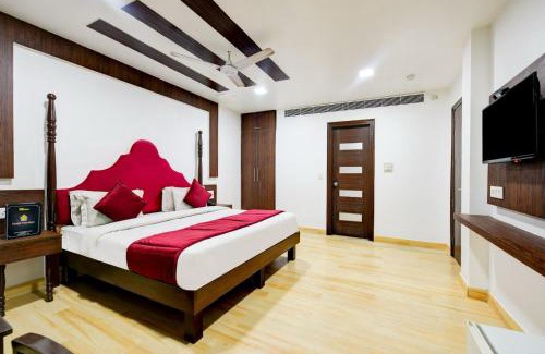East of Kailash Hotel | Hotel Fab Stays